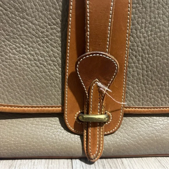 Vintage leather dooney and bourke - Picture 4 of 9